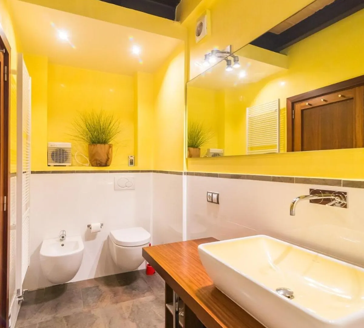 Spacious, Central Right On The Beach, Large Terrace Ballerics